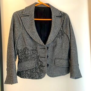Woman's 3 Button Black and White WOOL Suit Jacket Blazer